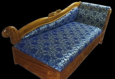 Wooden Daybed Style Sofa β Handmade Teakwood Seating