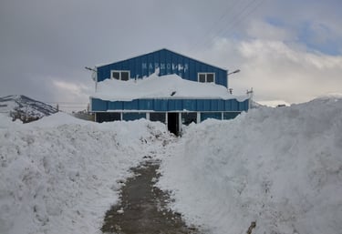 nave marmoles salces