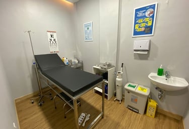 Ruang Pemeriksaan Klinik Sehat Plus BSD