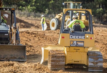construction equipment back up and running on jobsite after hydraulic hoses were repaired onsite in tampa