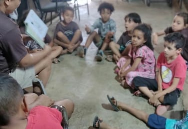 Aulas de reforço escolar.