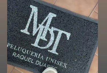 felpudo con logo personalizado peluqueria unisex raquel