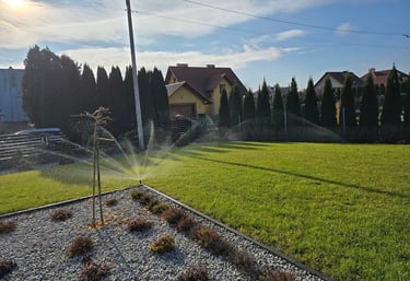 Wysuwany zraszacz do nawadniania trawnika
