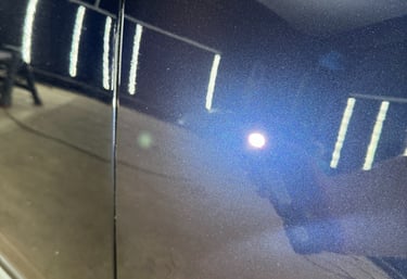 Automobilio poliravimas Šiauliuose – blizgus paviršius po WestSide Garage atlikto darbo