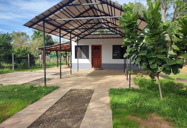 Haus mit Grundstück, zentral in Colonia Independencia / Melgarejo , Paraguay