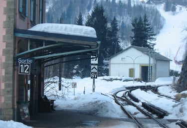 gare sous la neige