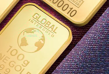 shiny gold symbolizing gold ira rollover from 401 (k) and roth IRA