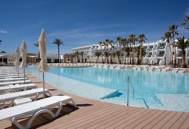 5⭐️ Grand Palladium White Island Resort & Spa