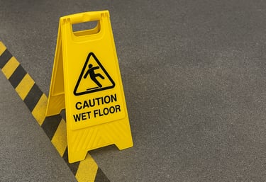 Rutschfeste Industrieböden – Sanieren und Normen einhalten