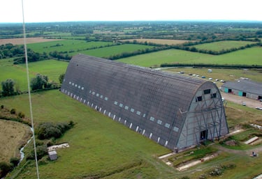 Gîtes de la Cour d'Etienville - Hangar à Dirigeables Ecausseville