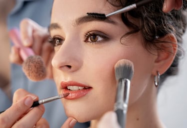 Marilyn Studio Tumbaco MAQUILLAJE PROFESIONAL ELEGANTE Y SOFISTICADO