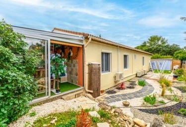 Le jardin zen du gîte Le Jardin des Rocailles à Villeneuve-lès-Avignon