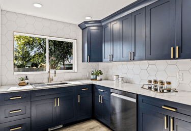 Midnight Blue Shaker Kitchen cabinets