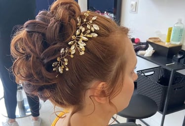 coupe de cheveux de mariage