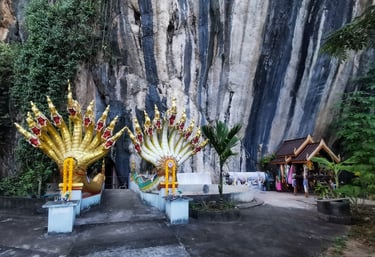 Wat Tham Pong Pang, Thung Makham, Chumphon