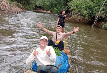 Travellers making raft and travel back to the village at the end of the expedition