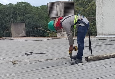 manutenção telhado industrial
