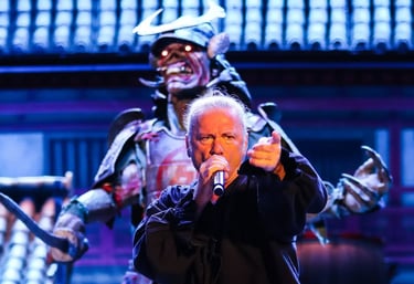 Bruce Dickinson no show da turnê "Legacy of Beast" no estádio do Morumbi em SP no dia 04/09/2022.