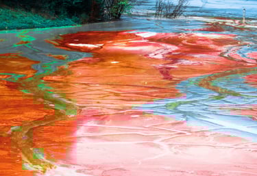 CONTAMINACION DEL AGUA OCASIONADA POR EL FAST FASHION