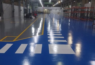 Aplicação de piso epóxi profissional