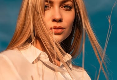 Résultat balayage blond lumineux réalisé par le salon l'Arabesque à Guilherand.