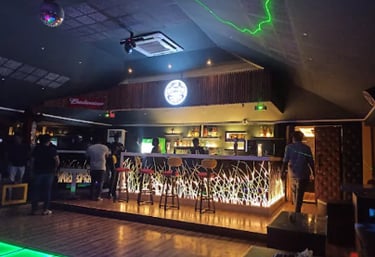 Pondicherry pubs with Dance Floor