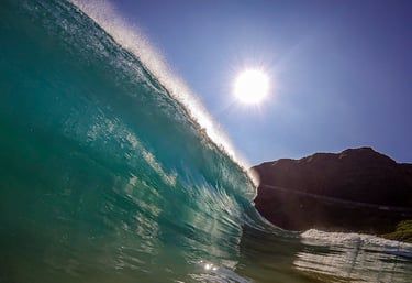 Peak moment, Makapu, Oahu