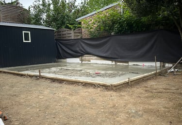 Création d'une dalle béton dans un jardin