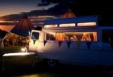 camper van 1967 aménagé en borne photo