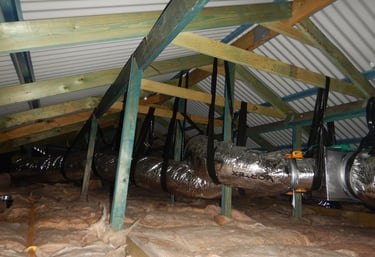 Perth house roof cavity requiring structural fix 