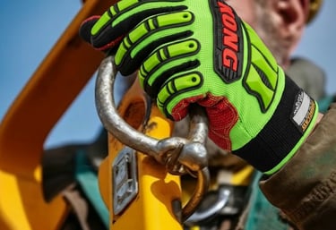 High performance industrial safety gloves for hand protection in hazardous environments