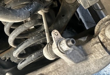 On-site vehicle repair mobile mechanic service