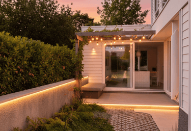 Model de montaj pavaj Ecologic, dale hexagonale umplute cu pietriș și iarbă