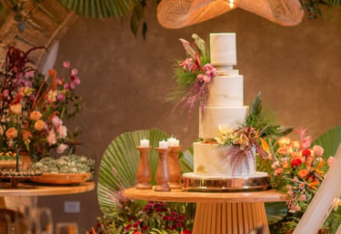 Luxury wedding cake Gold Coast