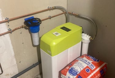 Station de traitement de l'eau TALASSA LYLO posée par Qualiplomberie