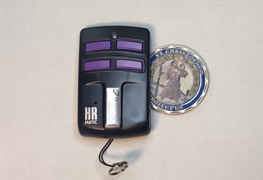 Universalus vartų pultelis HR Matic HR Multi kopijuoja virš 225 modelių