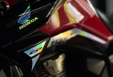 CG HONDA 160 TITAN com adesivos holográficos