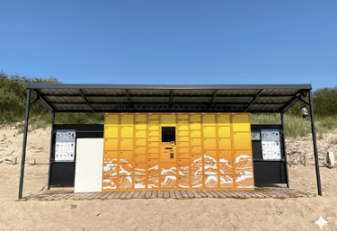 Consigna de equipaje en la playa