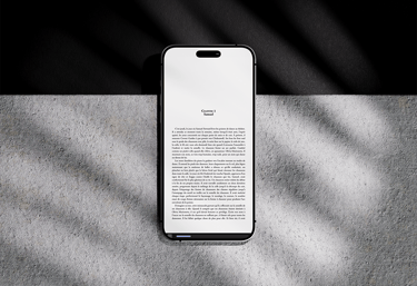 Lecture d'un livre numérique sur smartphone