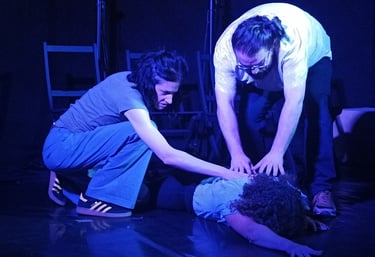 Photo du spectacle Trois. Improvisation, théâtre