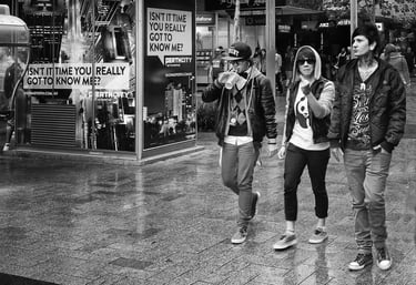 Gen Z teenagers in Perth by street photographer Peter Pickering