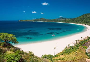 Overnight beach camping between El Nido and Coron – bonfire, stars, and island life