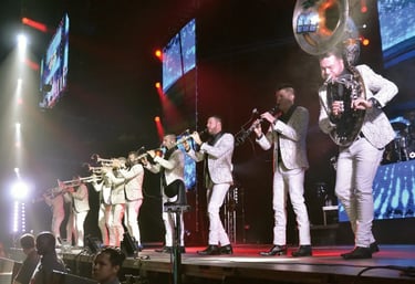 Mexican live music for your employees who deserve recognition