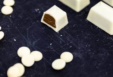 Witte chocolade met praline vulling