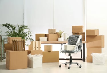 Ufficio pronto per essere sgomberato