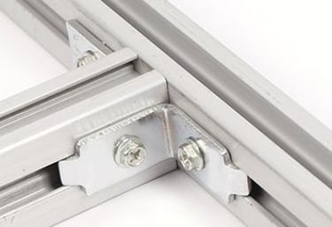 コネクタ付きの金属フレーム 桁とバーを接続する