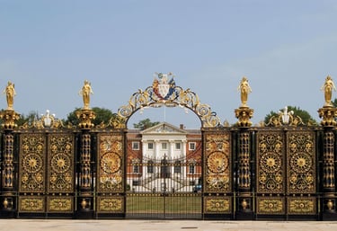 Warrington town hall golden gates