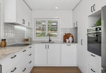 Kaiwaka Mangawhai Road home renovation - renovated kitchen - CHR Builders