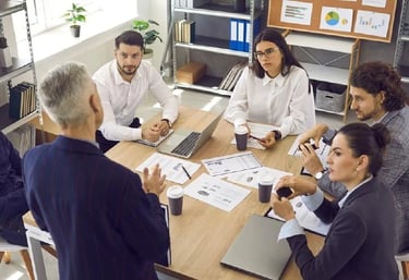 Identificamos bloqueos y destrabamos tus ventas B2B