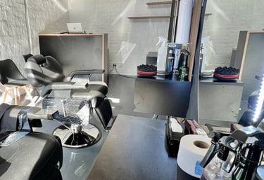 inside-of-freshmencutz-barbershop